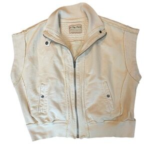 Cream Sleeveless Zip-Up Jacket